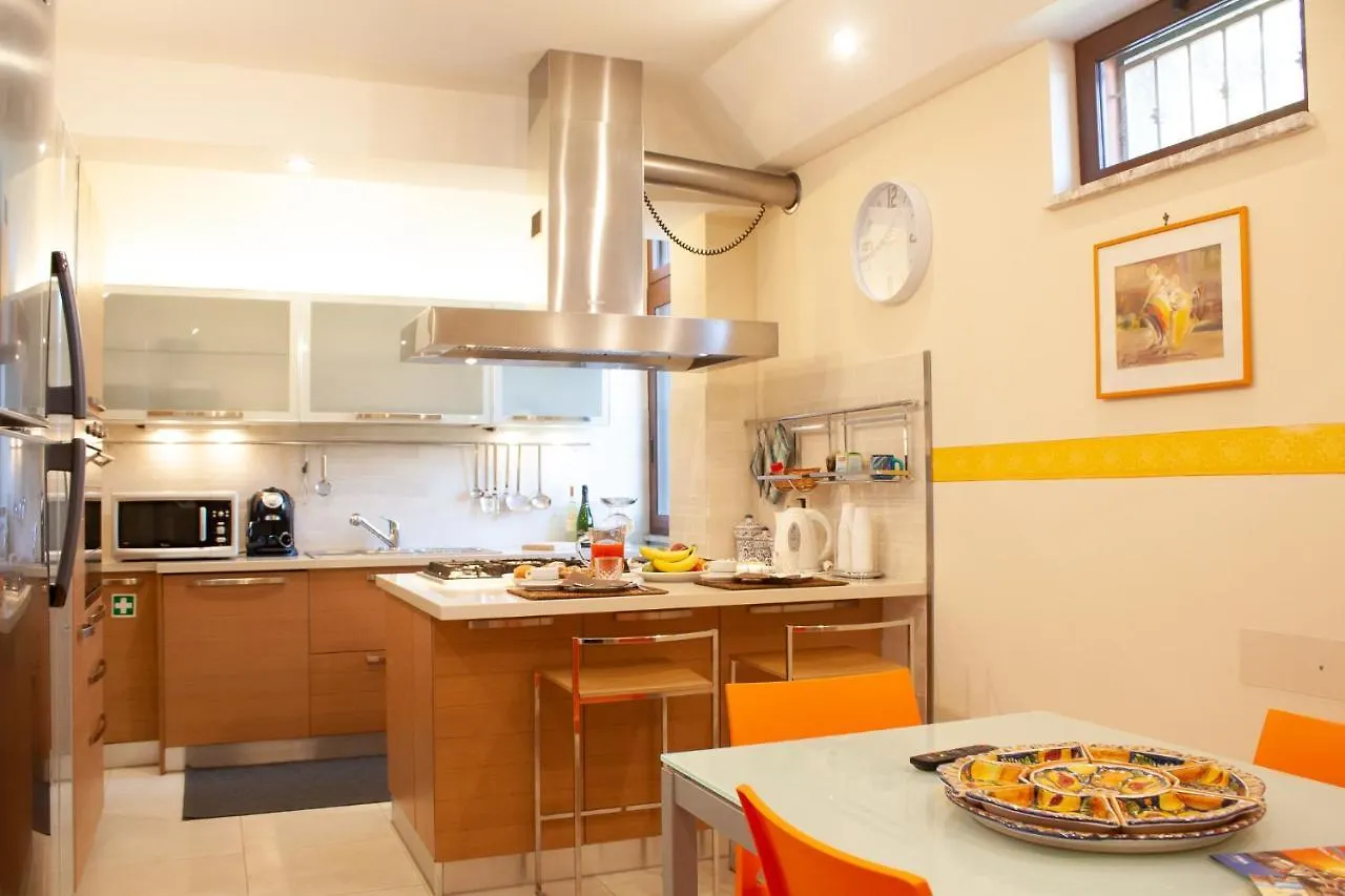 Casa Carla Apartment Taormina 0*,